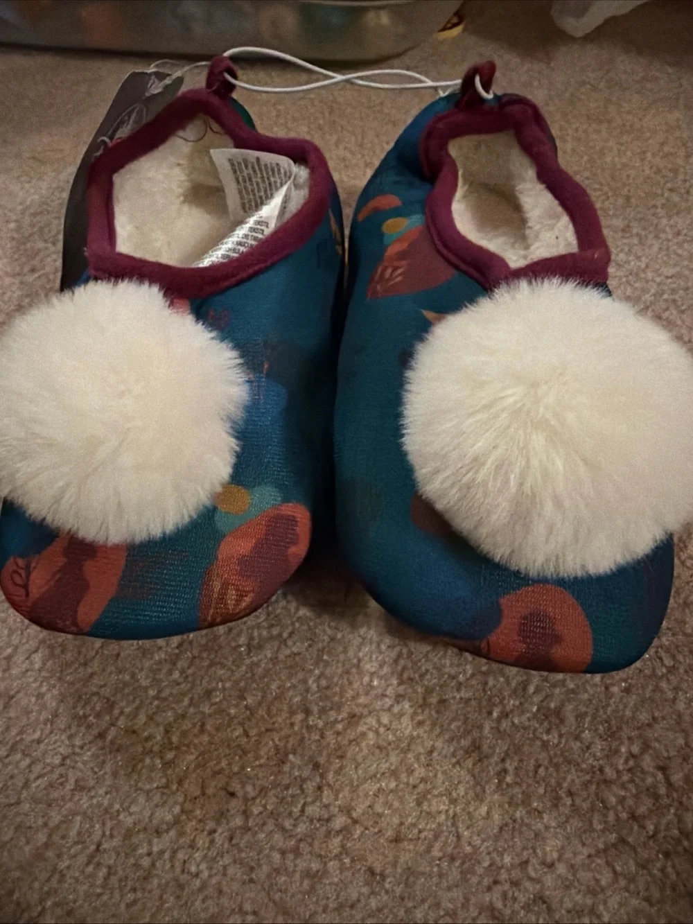 NWT Disney Store Frozen 2 slippers kids featuring teal floral pattern Size 13/1